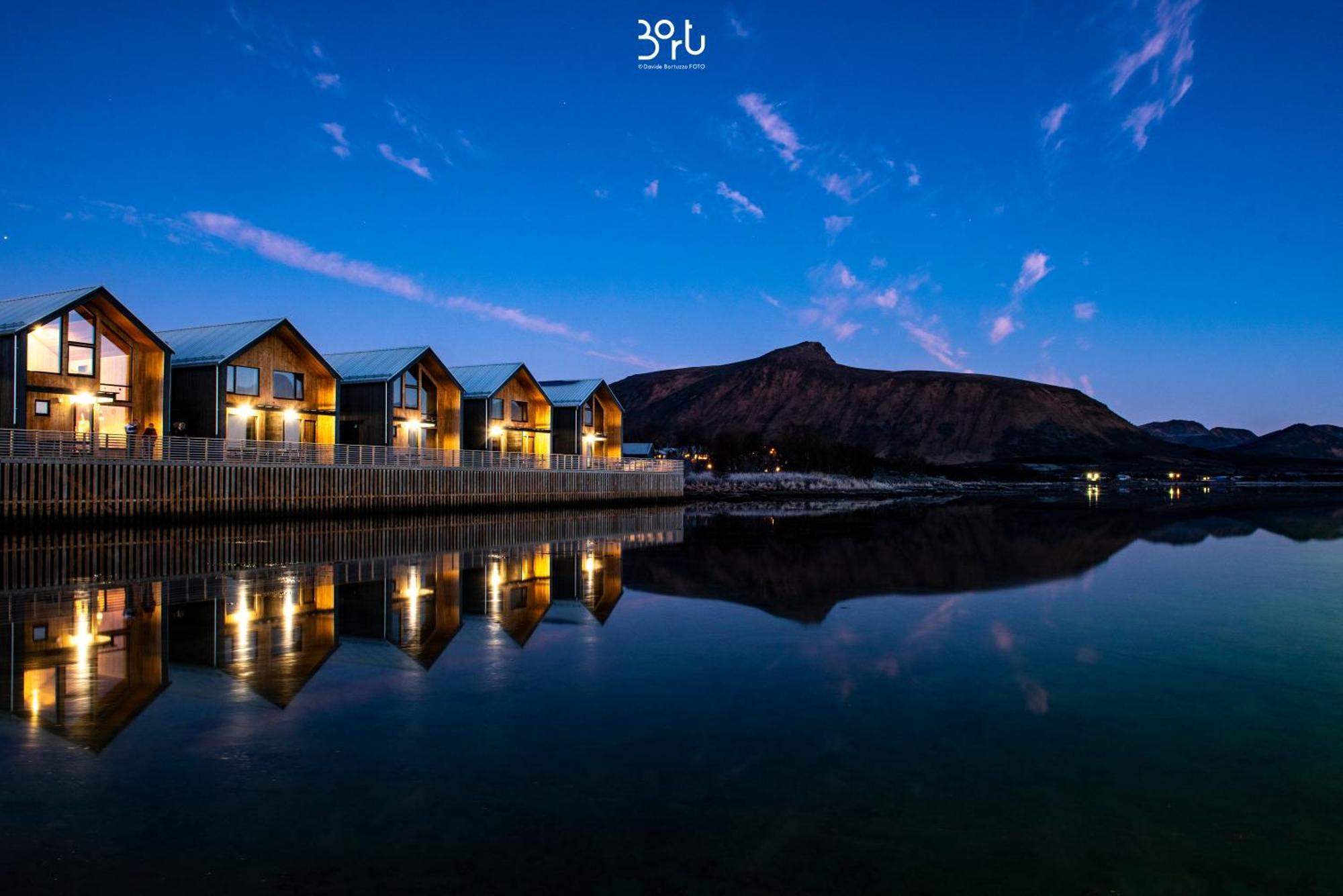 Апартаменты Risoyhamn Sjohus As Экстерьер фото